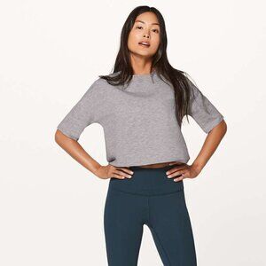 Lululemon Minimal Short Sleeve - 8